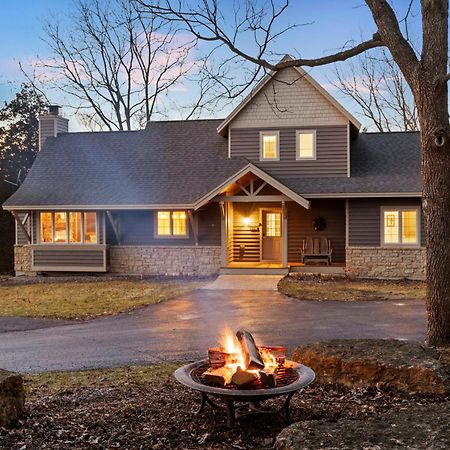 The Lodge, 'North Woods' Style, Boutique Galena Getaway! 외부 사진