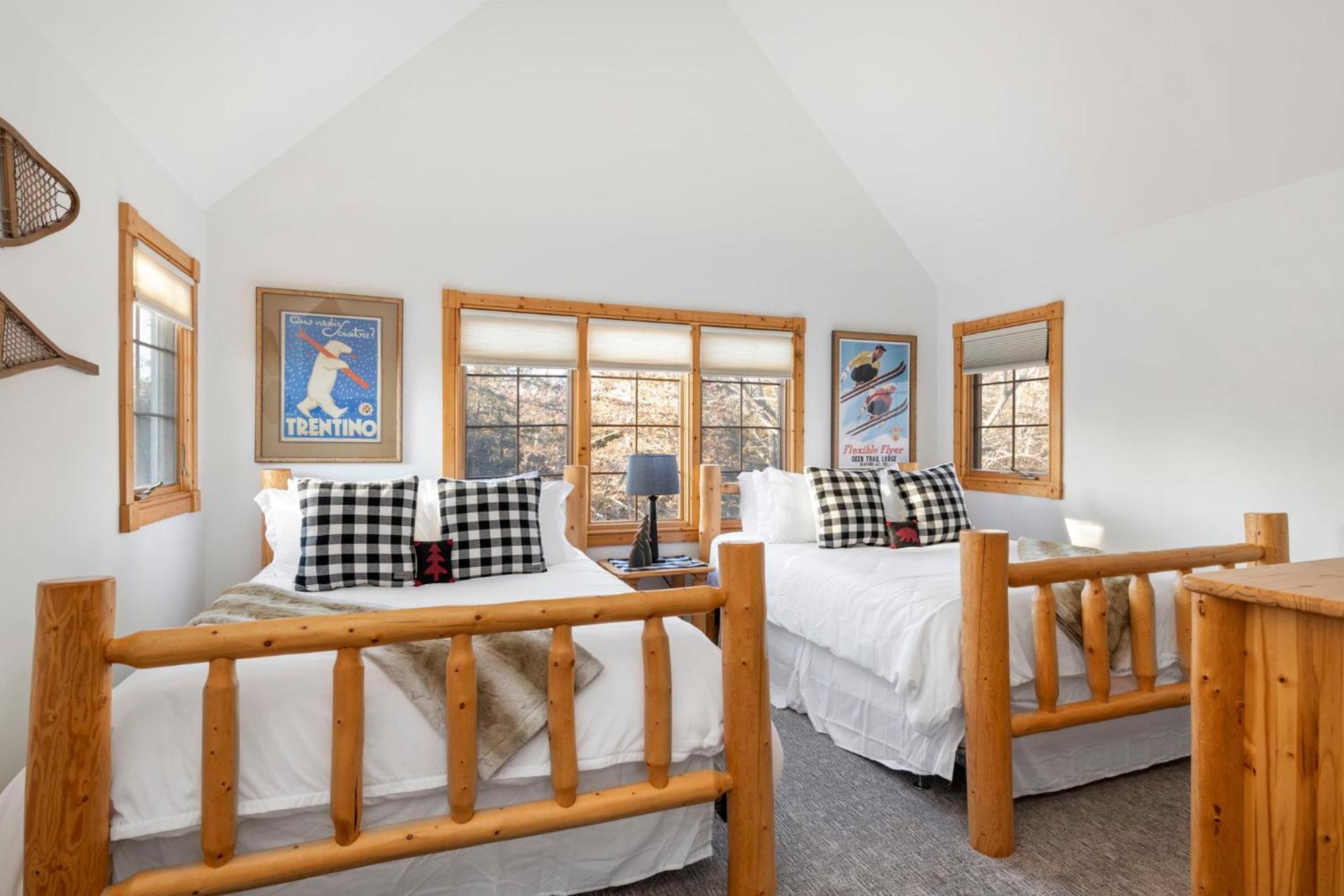 The Lodge, 'North Woods' Style, Boutique Galena Getaway! 외부 사진