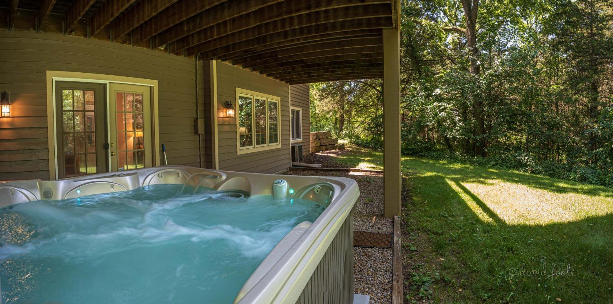 The Lodge, 'North Woods' Style, Boutique Galena Getaway! 외부 사진